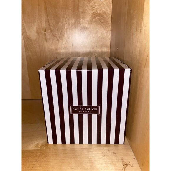 Henri Bendel Sandalwood Candle 9.4 oz New in Box - Discontinued & Rare - Picture 2 of 6